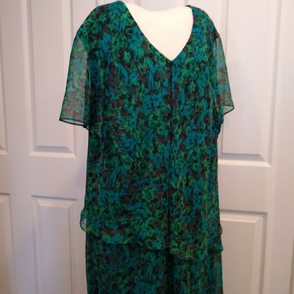 NWT Maggie Barnes Asymmetric  Dress 34W